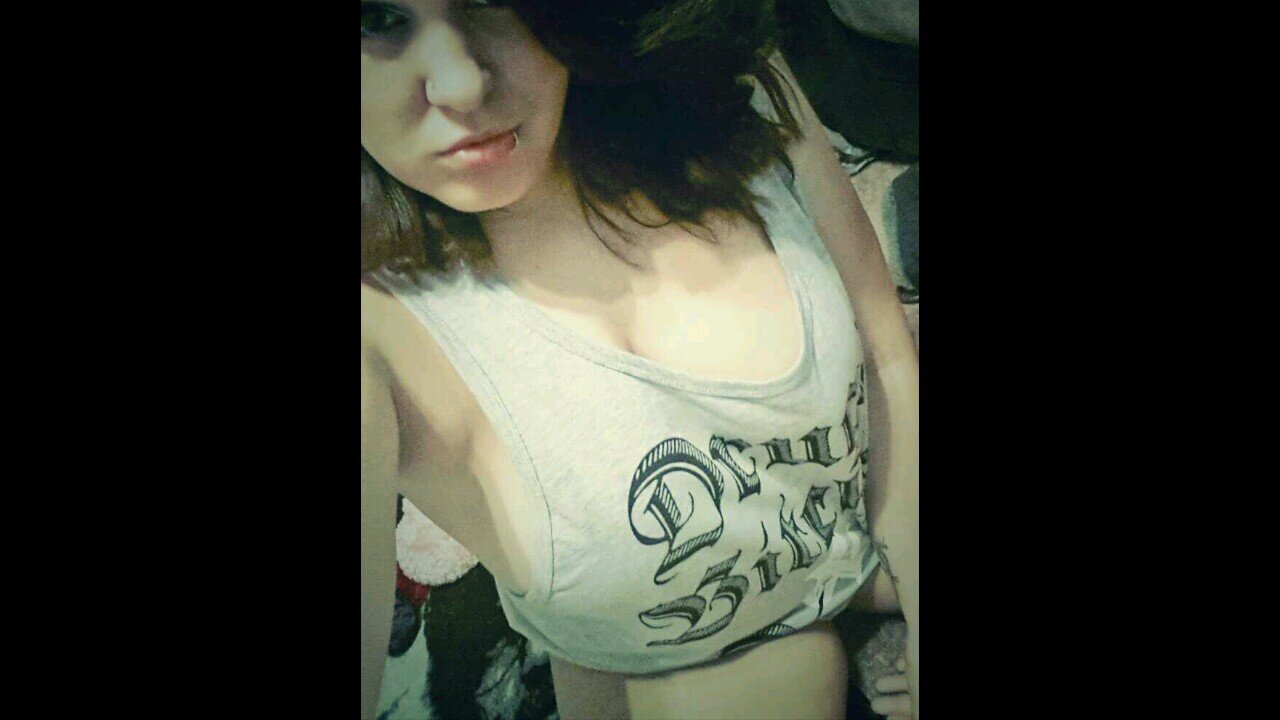 umm.. short and sweet. I make it point. LUCY. MOLLY. DOPE. FROSTING. my life is what it is. I am proud to be in #TheFamily. ♡♥♡