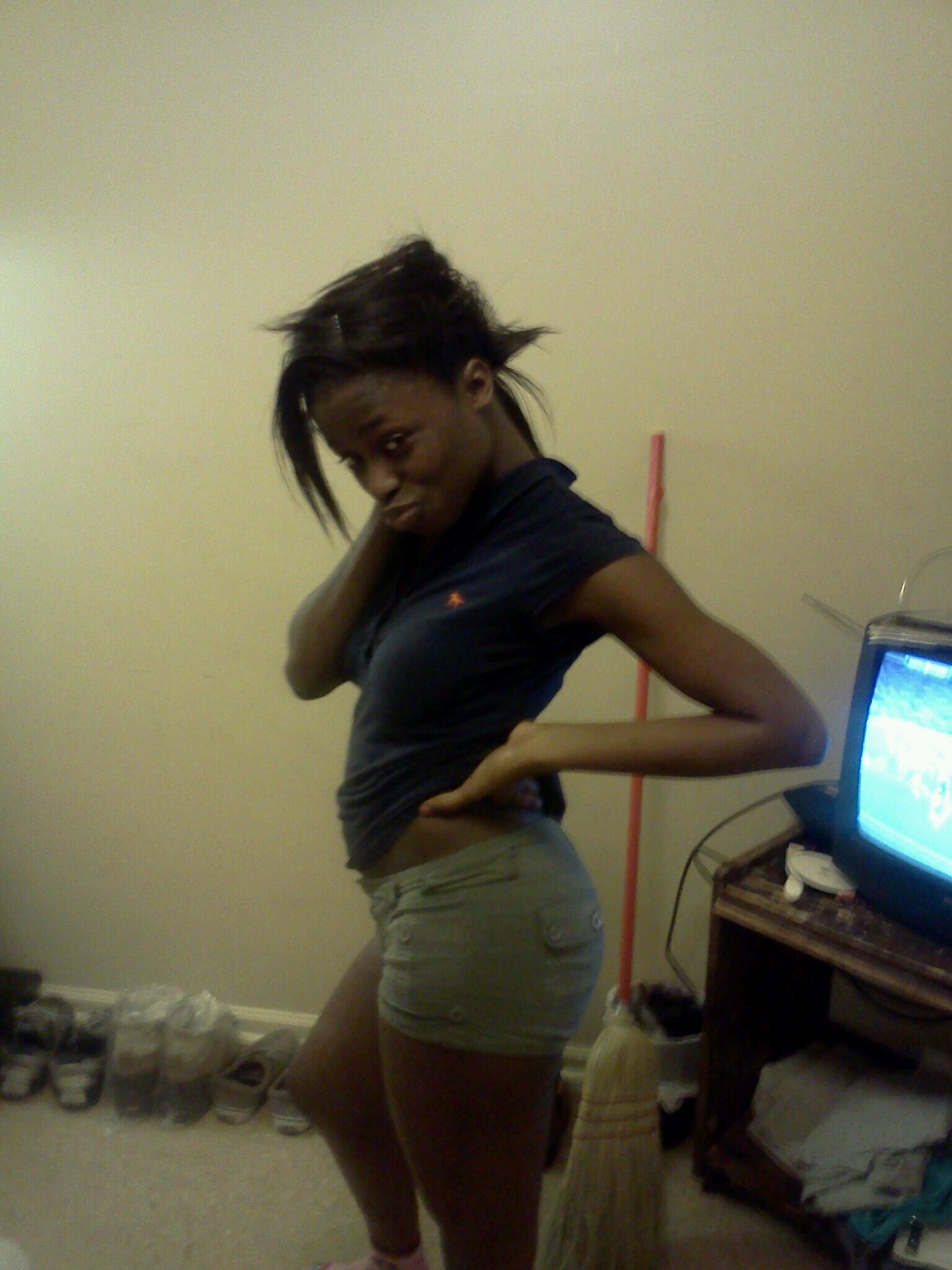 skin tone like hershey body lord have mercy
