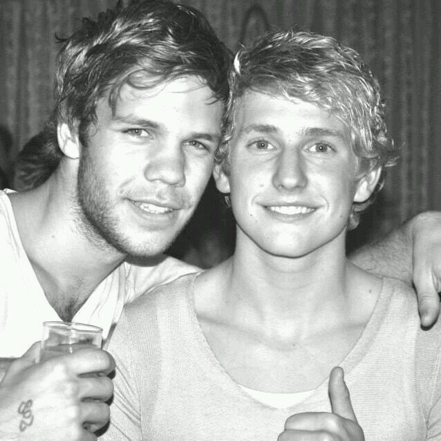 http://t.co/jLvXMz4jTM | student | altijd keihard chillen