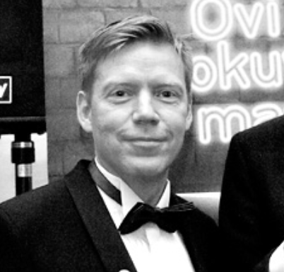 CEO & Publisher at Pop Media / Pop Digital / Pop Mobile Apps #media #marketing #mobile #branding #business #movies #music ALWAYS SERIOUSLY - NOT!