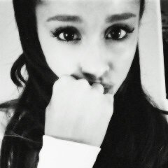 Love this Grande girl with my whole heart!~ arianator forever~Boobiana, Grapiana, Creepiana♥