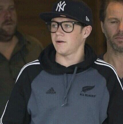 I'm a crazy german Niall/1D/Little Mix/5SOS/JB Freak. Crazy Mofo 4-Ever ♥
