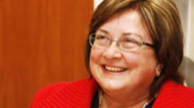 Professora des dels 22 anys i exdiputada al Parlament de les illes Balears. Davant el pensament negatiu illusió i confiança.