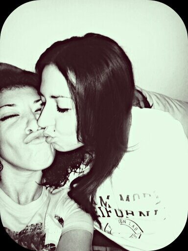 moreeee))