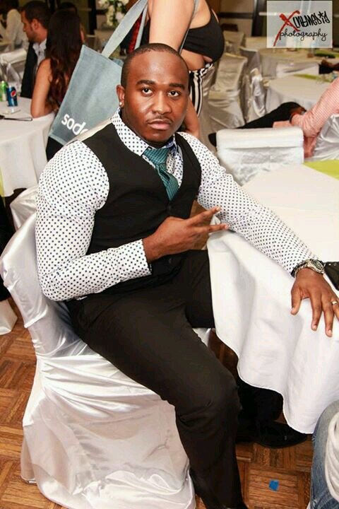 Artist/Entertainer/Songwriter/ https://t.co/To6vy92C72 Also follow @konkordmusic