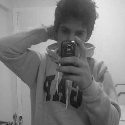hoje estou feliz porque sonhei com voce, e amanha posso chorar por nao poder te ver