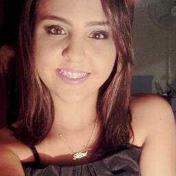 Bate forte o coração só de te ouvir falar .. 
 To te querendo, cada minuto eu sou mais seu, qero curtir contigo esse sentimento meu ♪ (Cristiano Araujo)