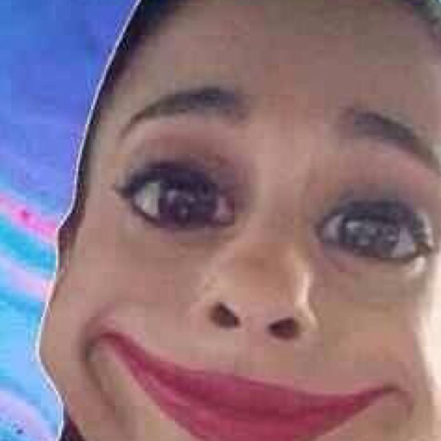 FOLLOW @saturatednarry IF YO GUCCI XOX