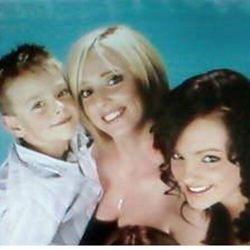 Married with 2 gawjus kids