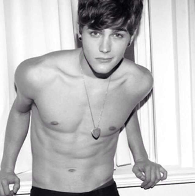 mahacm_'s profile picture. 