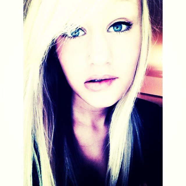 ayejaybaeee's profile picture. Those who fly alone have the strongest of wings. #usc #cofc