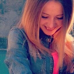 tvoya_kristinka's profile picture. МАМА ЭТО НЕ МОЙ ТВИТТЕР.