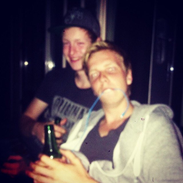 Kind kan de was doen. It only ends once, Anything that happens before is just progress. - MAC MILLER #1
