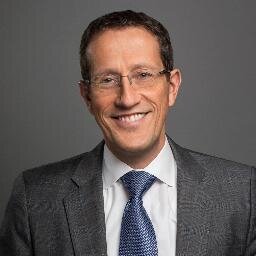 Richard Quest, presenter of @questcnn - broadcast nightly LIVE from New York ahead of  the NYSE closing bell. Watch on CNN at 2000London/2100 CET