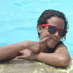 Deus,Familía,Amigos,*--*Amo Funk*--*Fã da Cantora mais linda desse Mundo*--* Acima de tudo Amo a @ClaudiaLeitte *--*