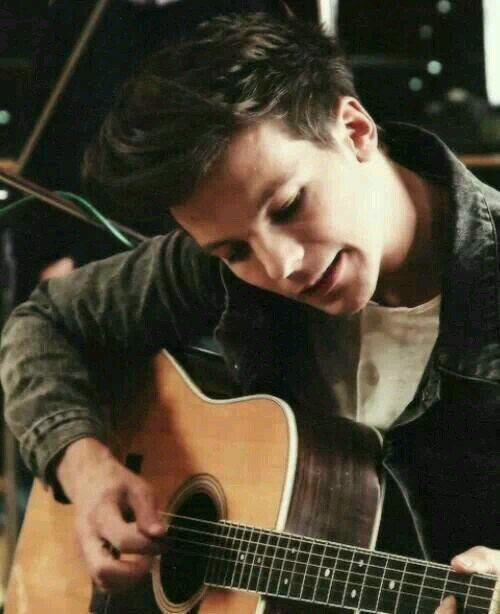 |Alessandra|    |One Direction|    |Austin Mahone|