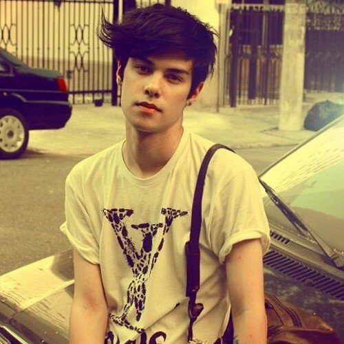 damrongcm_'s profile picture. 