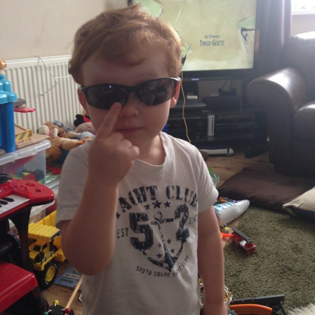 Everton fan, lover of most sports. father to a toddler. i tweet mostly rubbish