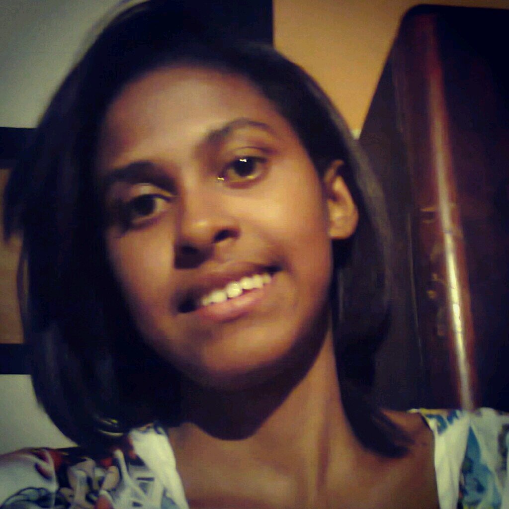 16 anos, Carioca, legal, maneira, simpantica sou apenas assim simplimente eu.....