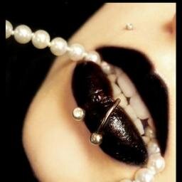 Instagram: Blackkiss972                   0696292066