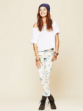 newcollections's profile picture. Here you can find the best collections for you:)   If you have some question about style ask me!!