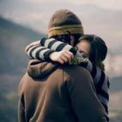 Todoonada4's profile picture. Sé feliz, nadie lo será por ti. No te enamores con mis twits, aviso. Cuando estoy triste me imagino a un tartamudo diciendo cucushumushu y se me pasa. :)