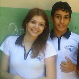 Já pensou, se a gente for um pouco mais ousado nesse nosso lance?
Já pensou transformar nossa amizade num lindo romance?              Te amo @Lah_Iozzi