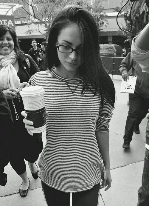 Slytherin Alumni~Dancer~secret smoker~I promise I'll play nice {Assistant Potions Master}