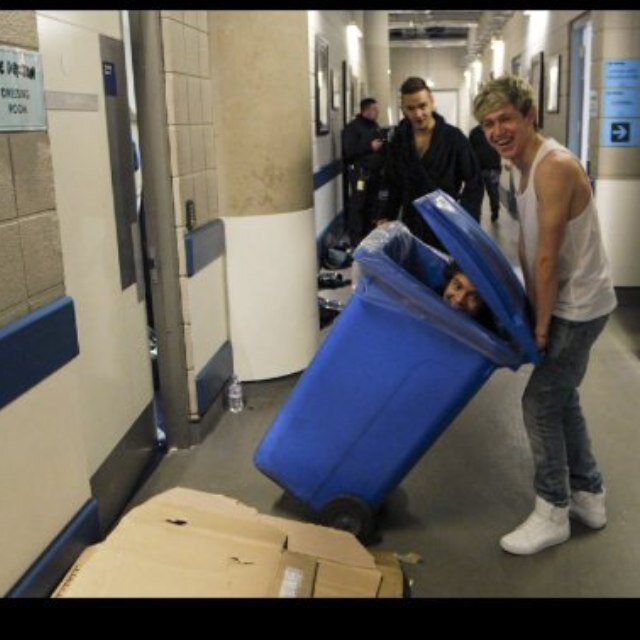i love niall james gallgher horan soooo soo much xoxoxoxo