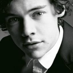 soy directioner, belieber, seleneitor y amo lo q soy y no cambiare nuncaaaa