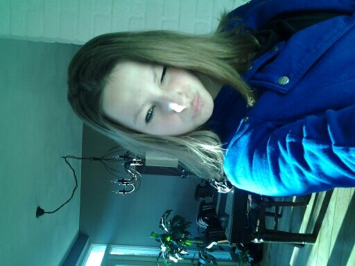 mijn rug is geen voicemail , als je iets over me te zeggen hebt  doe het dan gwn in mijn gezicht   /I LOVE MY FAMLY