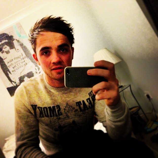 danlawrence93's profile picture. No need to write a bio because it says too........