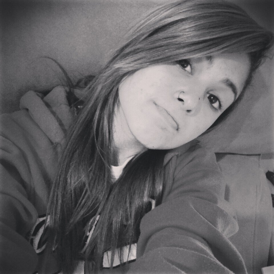 Cinthia Millena , Rio de Janeiro , 15 anoos ,Contato ? Face; http://t.co/kvgjjMbcUJ ou msn : cinthiaty@hotmail.com