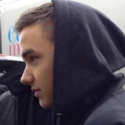 Liam's nose is so (˘‿˘ʃƪ)