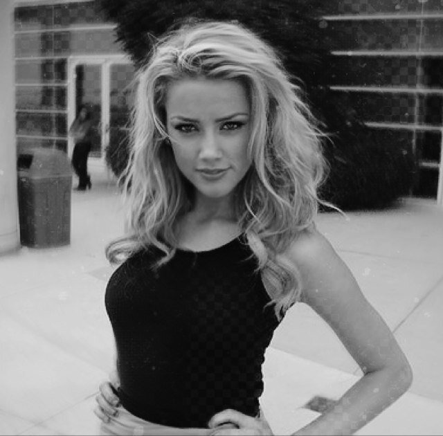 Sasha Parker. Ohio/New York. My Dream Was To Be A Singer and Dancer, Now I've Got The Best Of Both Worlds. [RP|OC|Bi|Glee]