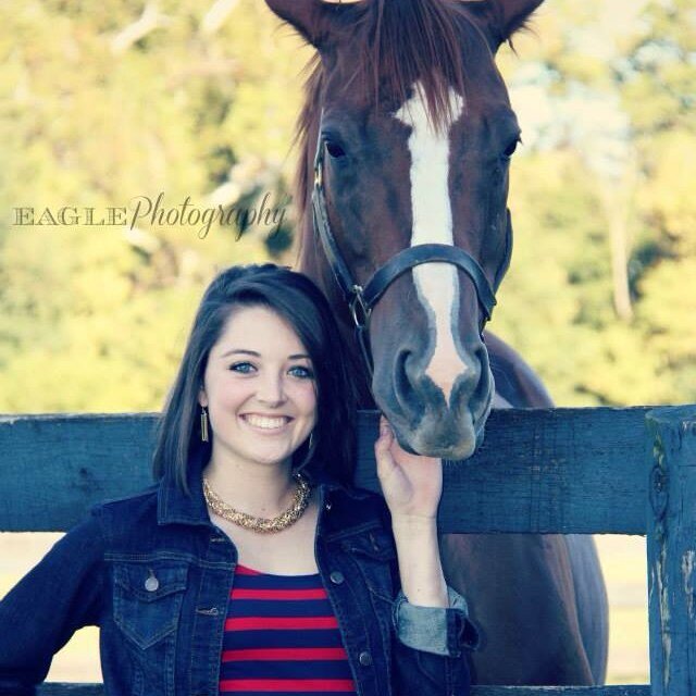 Senior at Woodford County High School. FFA officer. ✌