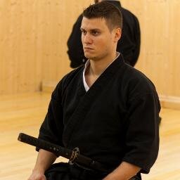 Software Engineer and Martial Arts lover. Tweeting a link doesn't mean endorsing its content.