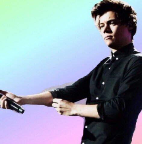 you got a free follow, now go follow @trxpicalhxrry please :) ♥♡
