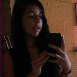 ee ñn pense mais em desistiir,existii um mundoo em qe so qer te ver sorrir ♪