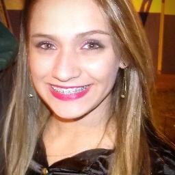 Que culpa eu tenho de ter nascido assim? Louca, cheia de desejos incontroláveis, sem medo, sem limites  ! :*