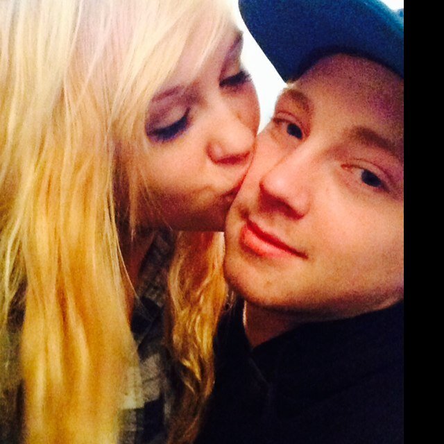 Proud to say i have the most amazing Girlfreind out there. Look to the future forget the past.