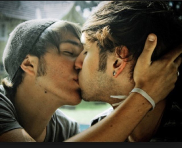 I do me... I am myself and i wont change for anyone... Be who are and embrace it
70%boys.                        30%girls
 
Gotta live dick XD