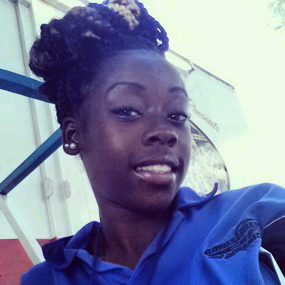 #2012Senior #HeartTaken #Bowlegged #SwaggDoll #TattedUpp #19YearsOld #DarkSkinned #TeamGorgeous #GrownAndSexy #Pisces #CollegeFreshmen #Fwm #iFollowBack