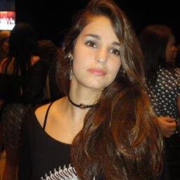 familia,surf,skate,long,slack,compor,amigos,festa,praia,filme,fotos,boxe,violão,pizza ..quer saber mais?siga