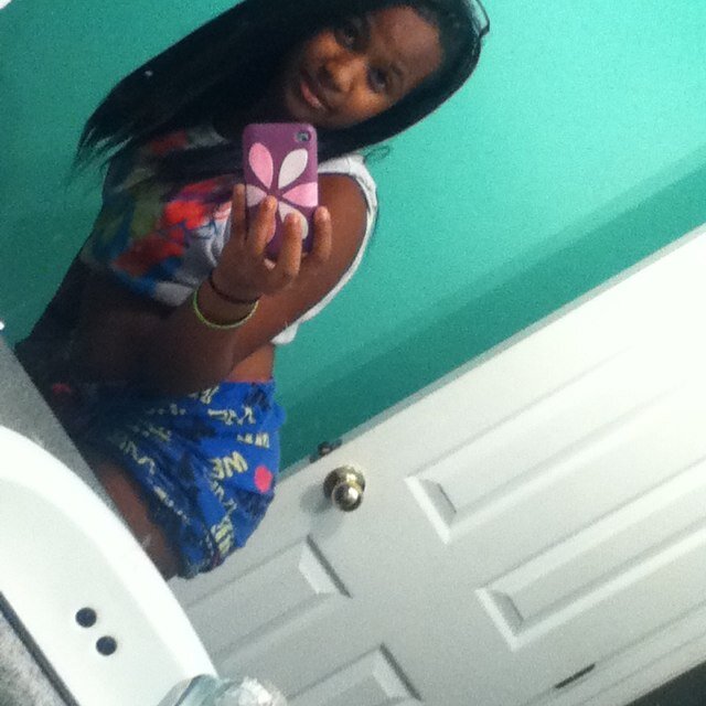 AntonshaE's profile picture. 