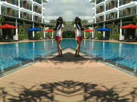 1st acc: @AuLeen_07