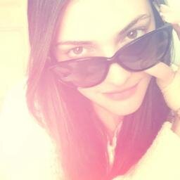 Laura Laura Gaio Twitter