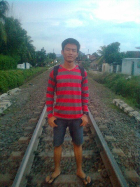 nanda_ripcurl's profile picture. Jangan merasa bangga dengan apa yang kamu punya sa.at ini..