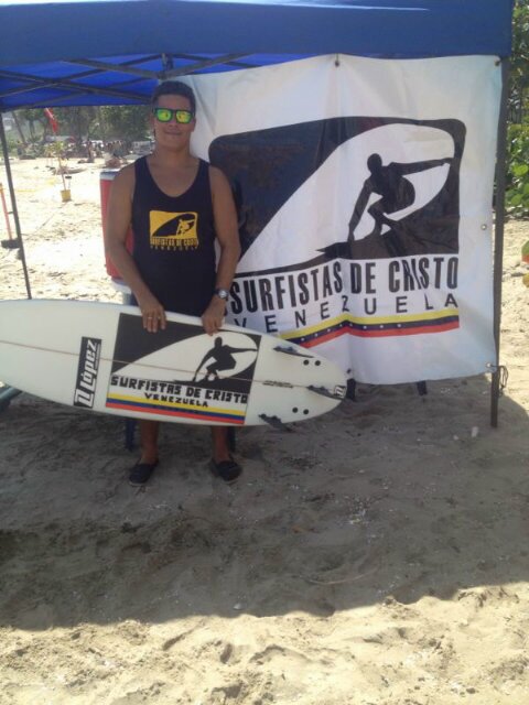 Pasión por el Surf y seguidor de Jesucristo.
Surfistas de Cristo Surfing con Proposito
@Renega2sdc