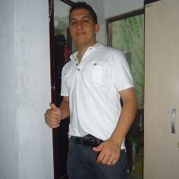 Sou um flamenguista apaixonado,e amo o que eu faço, vivo a vida da maneira que é para ser!!!!